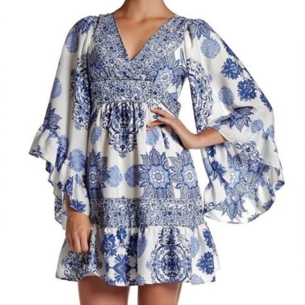 Betsey Johnson Blue and White Floral V-Neck Mini Dress